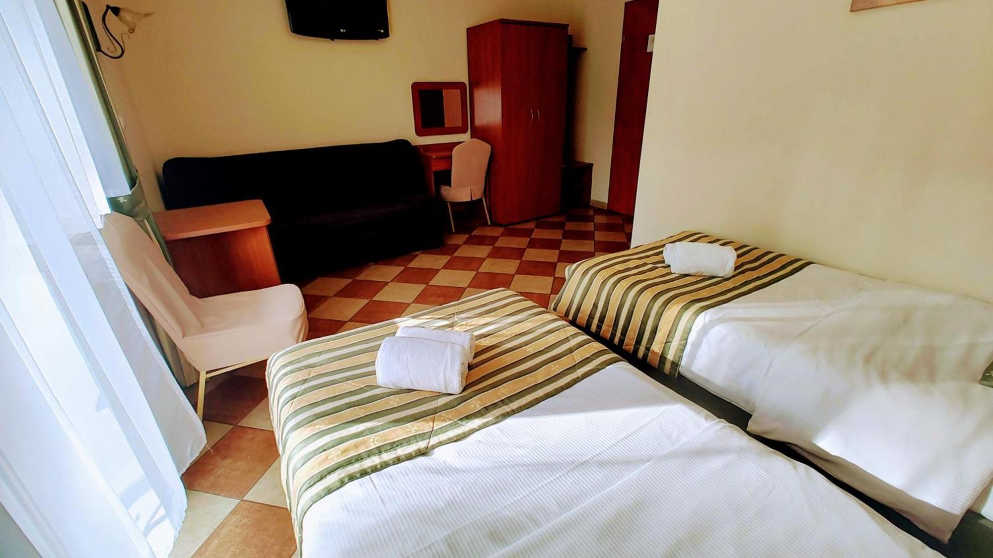 Helios Hotell Mielno  Rum bild